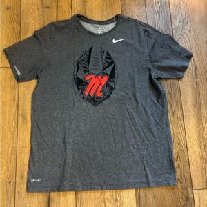 Nike Gray and Red Short Sleeve Tee